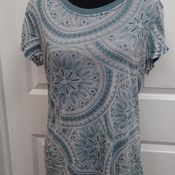 Maurices Tops - Maurices Size XL Shirt